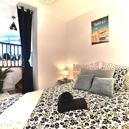 Apartment Triomphe - Vue Sublime, Confort Moderne, Charme Gallo-Romain, Coeur De Ville, Tv 4K, Fibre